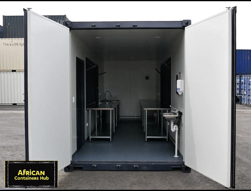 The Courtyard Kitchen – 6m Container Kitchen